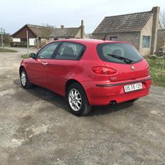 Alfa Romeo 147 Lusso 