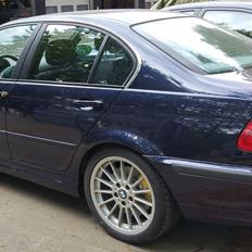 BMW E46 328i