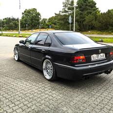 BMW E39 