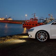 VW Jetta 2.0 TDI DSG Highline 