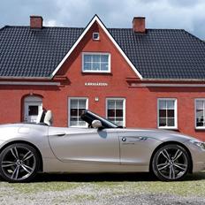 BMW  Z4  sDrive 35i Roadster 