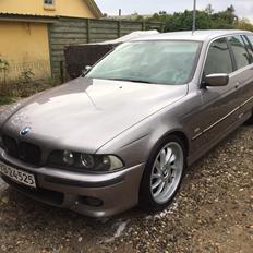 BMW E39 523i (yderst velholdt) SOLGT