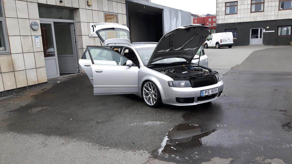 Audi A4 Avant Quattro billede 4