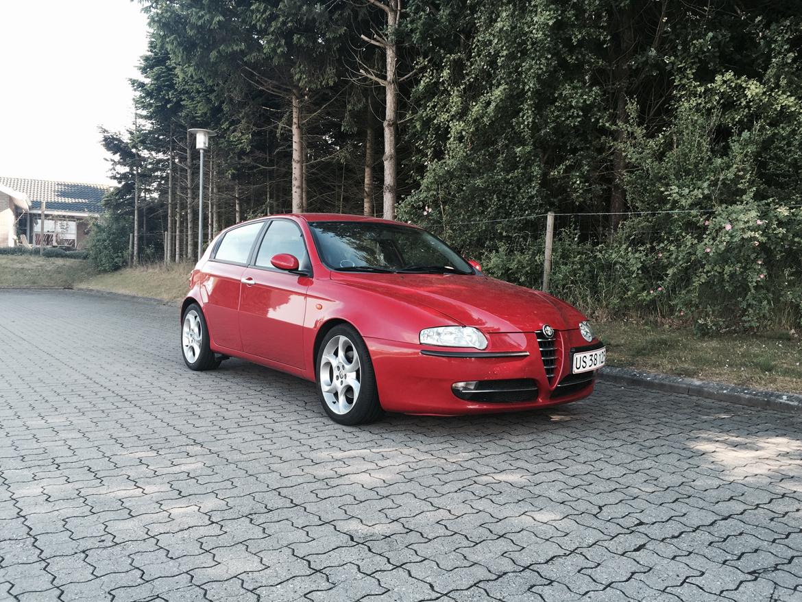 Alfa Romeo 147 Lusso  - Så blev den sænket  billede 6