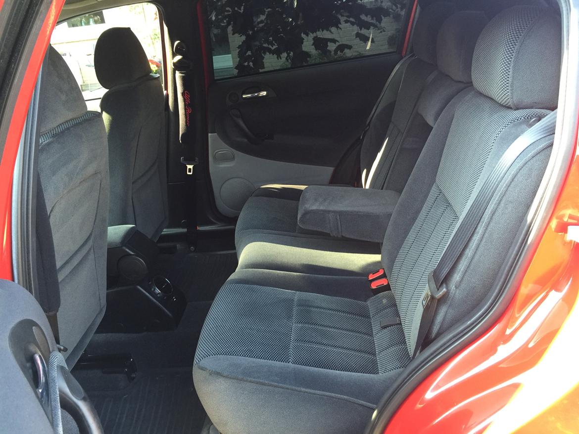 Alfa Romeo 147 Lusso  - Rigtig god plads til alle billede 16