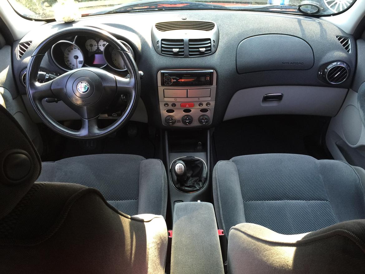 Alfa Romeo 147 Lusso  billede 12