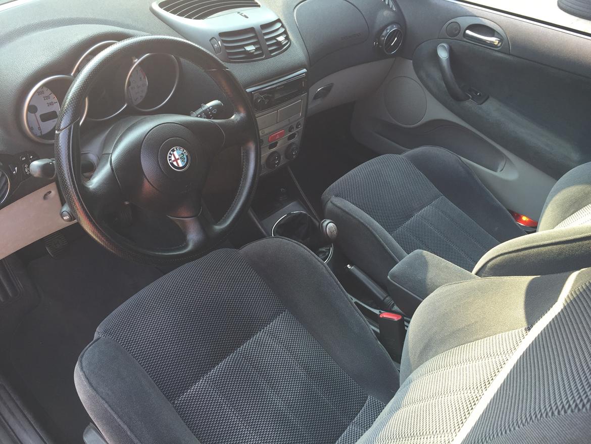 Alfa Romeo 147 Lusso  billede 17