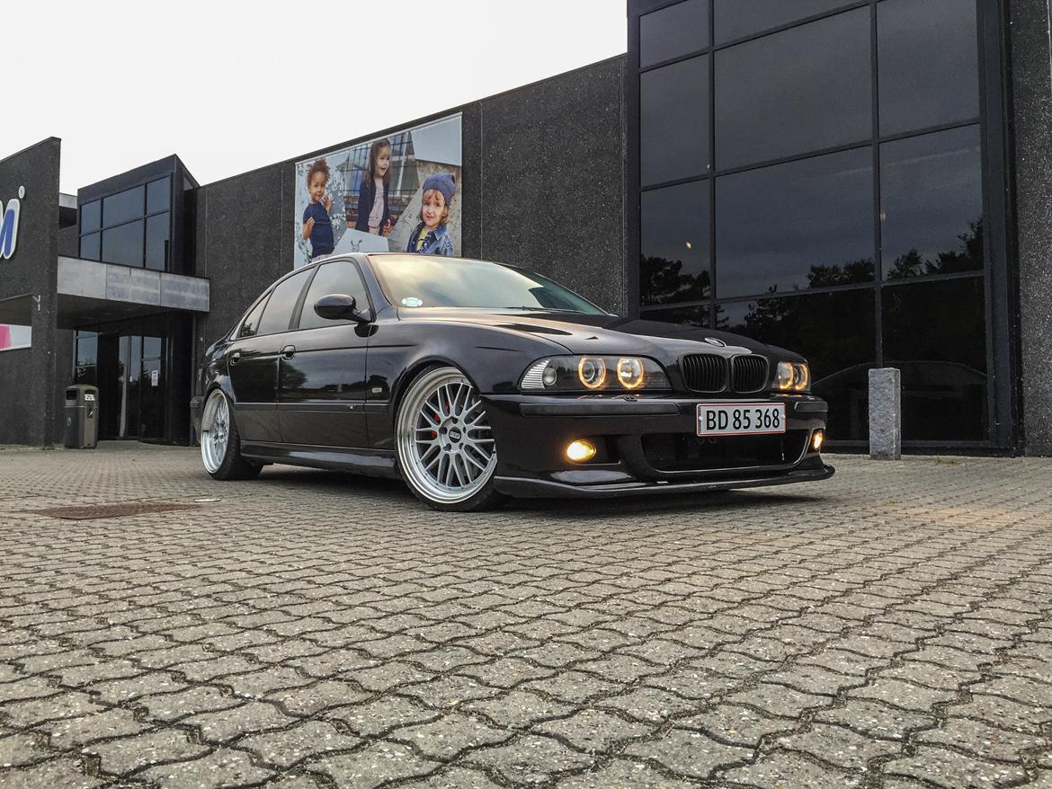 BMW E39  billede 1