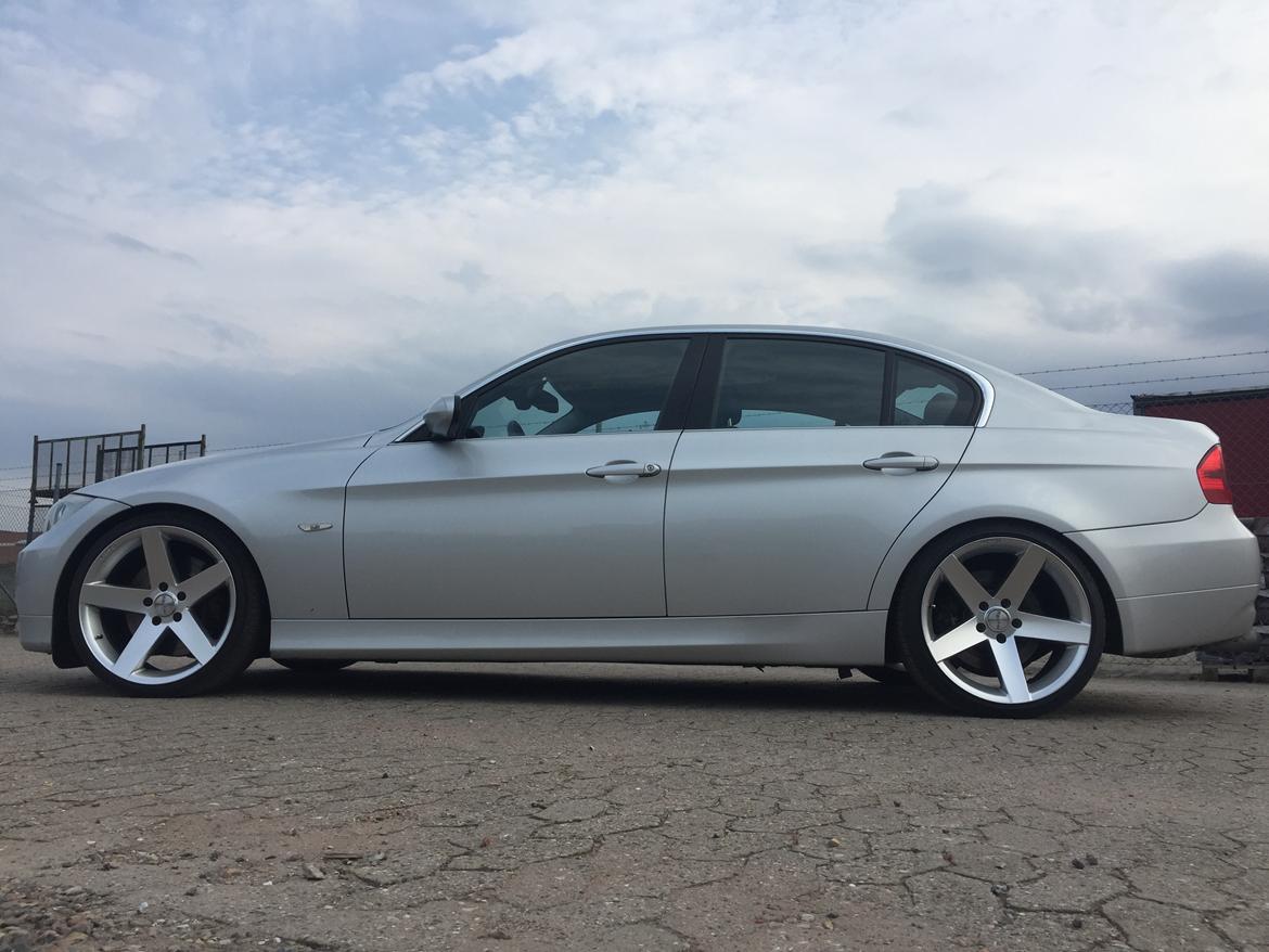 BMW 330i E90 Aut. billede 7