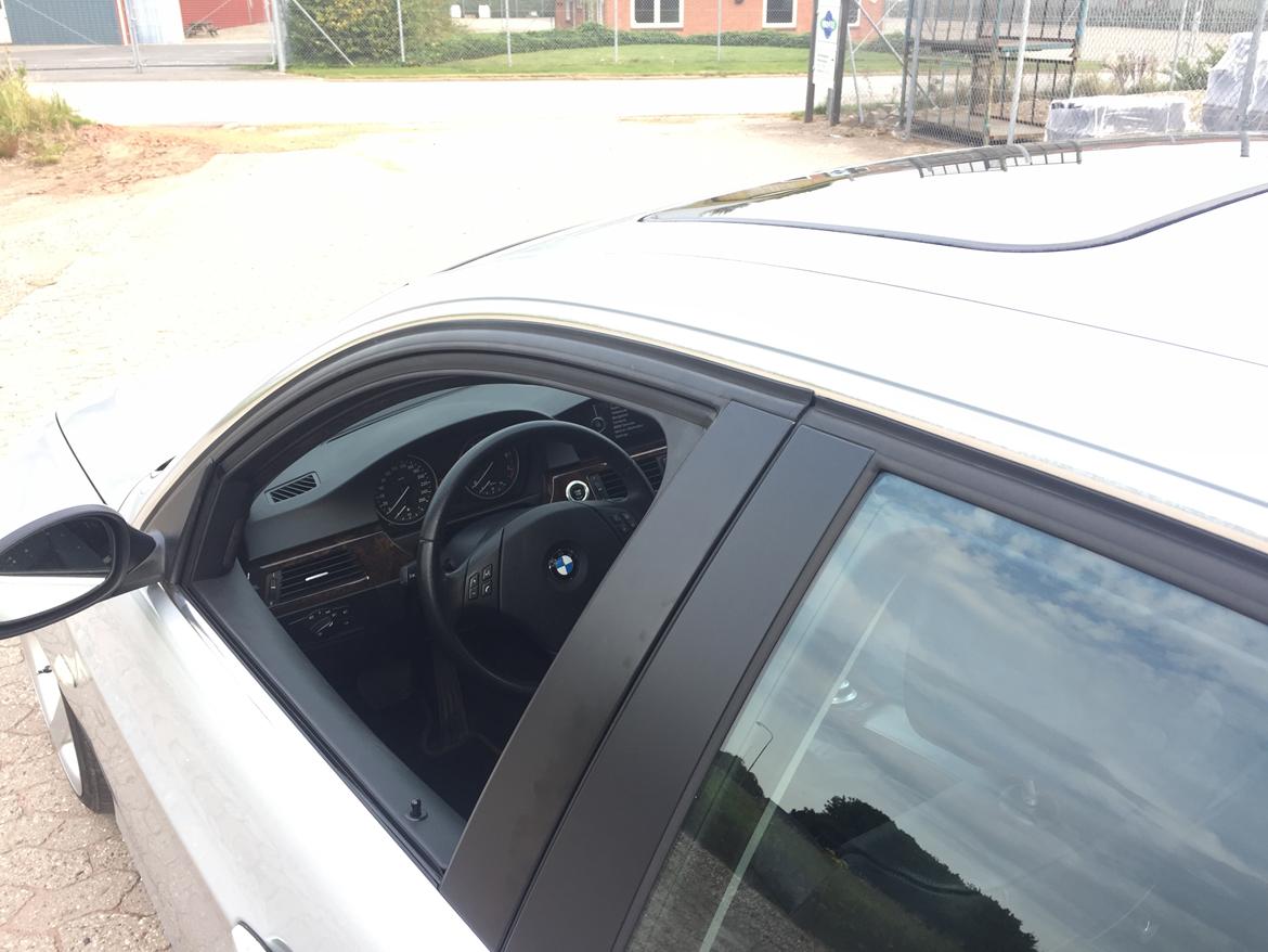 BMW 330i E90 Aut. billede 8