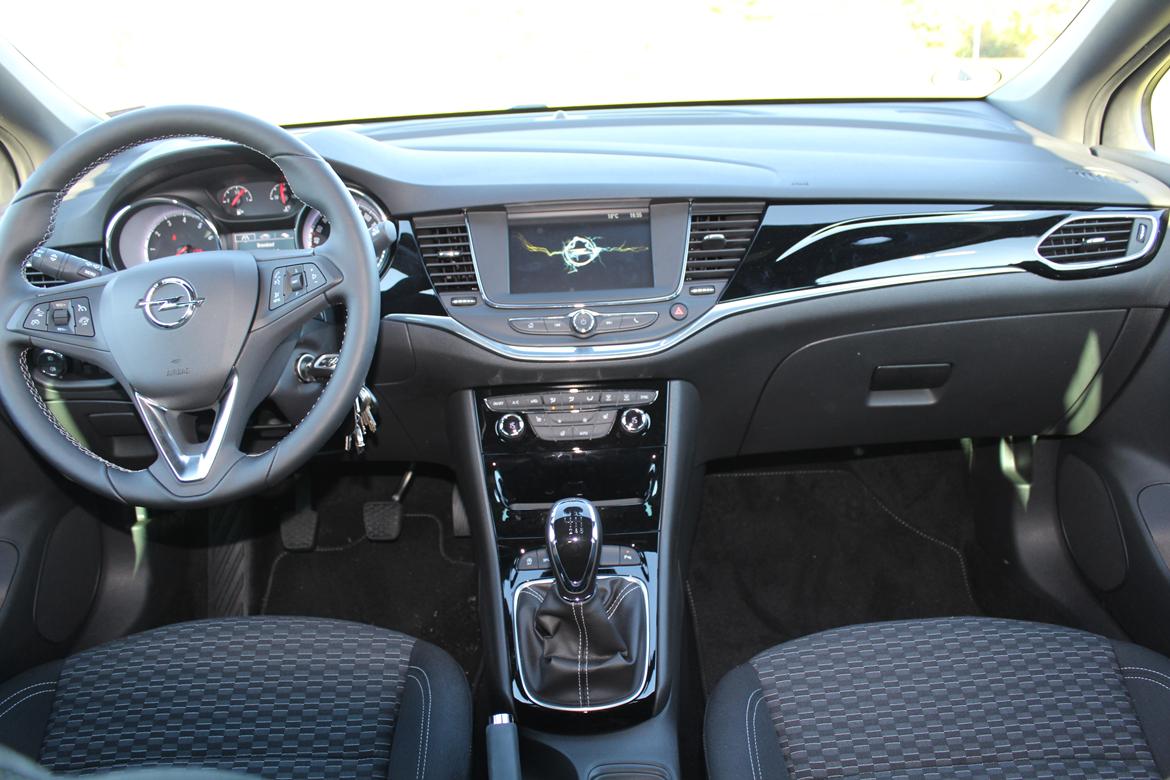 Opel Astra K Sports Tourer *Solgt* billede 15