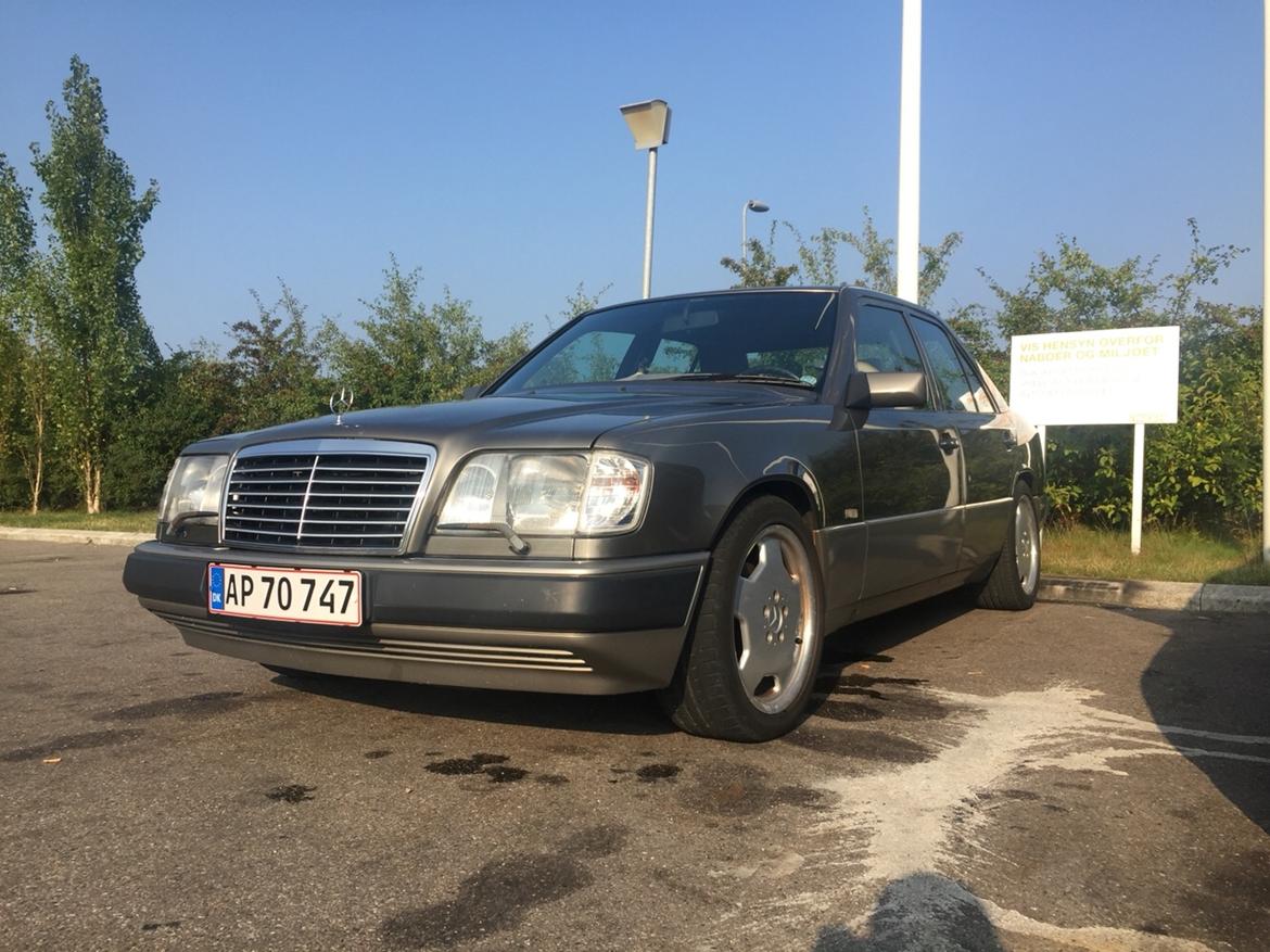 Mercedes Benz 300E -  w124 - 12V billede 2