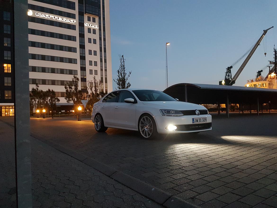 VW Jetta 2.0 TDI DSG Highline  billede 7
