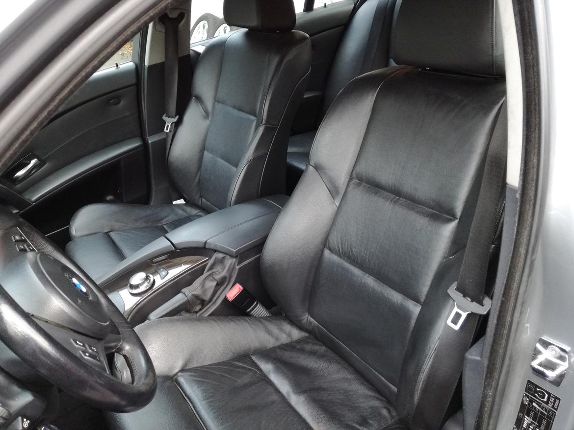 BMW 525i / SOLGT billede 6