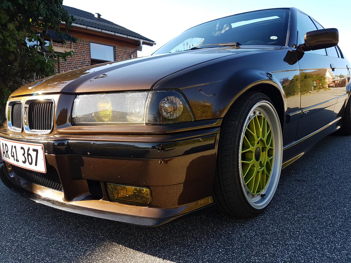 BMW E36 Sedan 325I billede 10