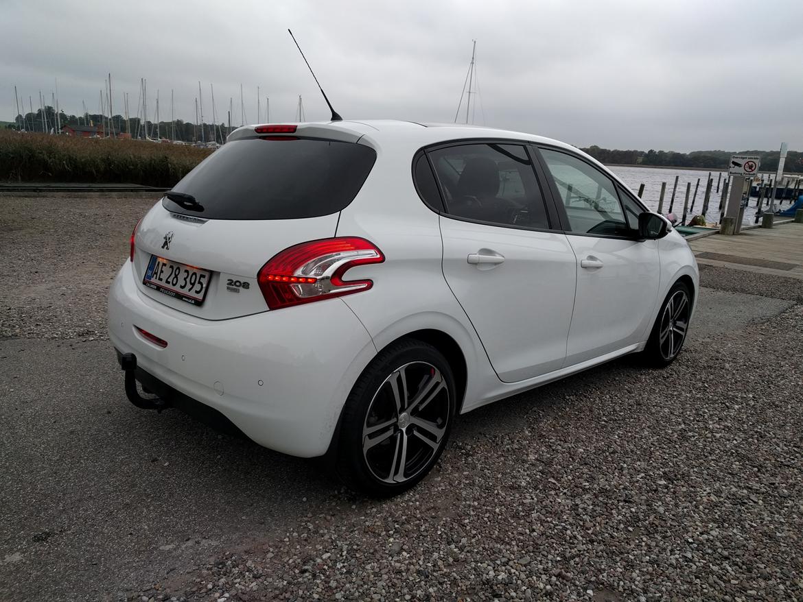 Peugeot 208 1.6 e-hdi etg6  billede 3