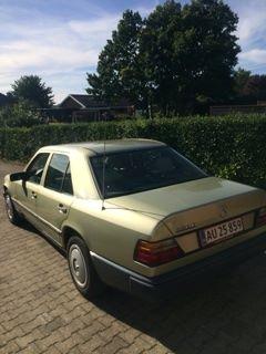 Mercedes Benz W124 250D billede 4