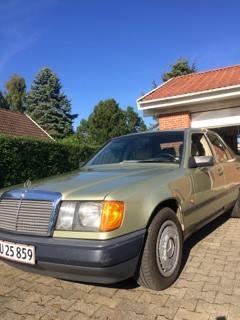 Mercedes Benz W124 250D billede 6