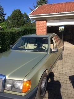 Mercedes Benz W124 250D billede 7
