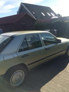 Mercedes Benz W124 250D billede 9