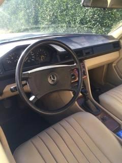 Mercedes Benz W124 250D billede 11