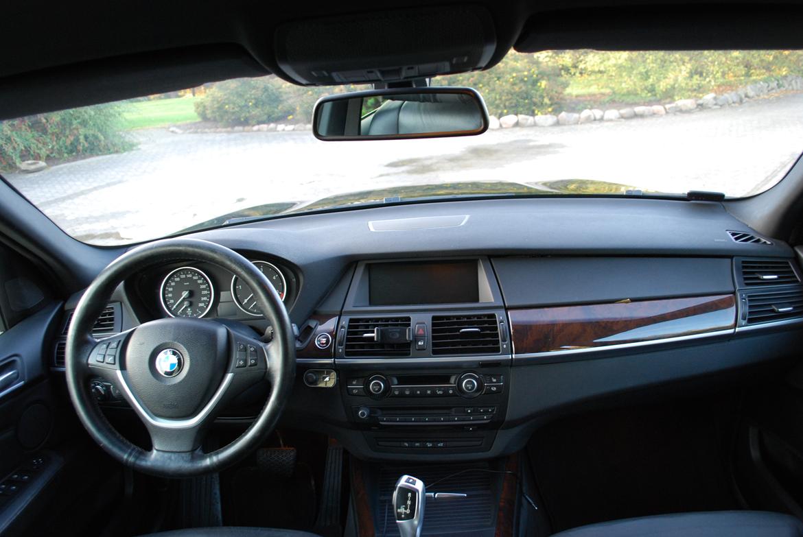 BMW E70 X5 3,0sd - SOLGT billede 19