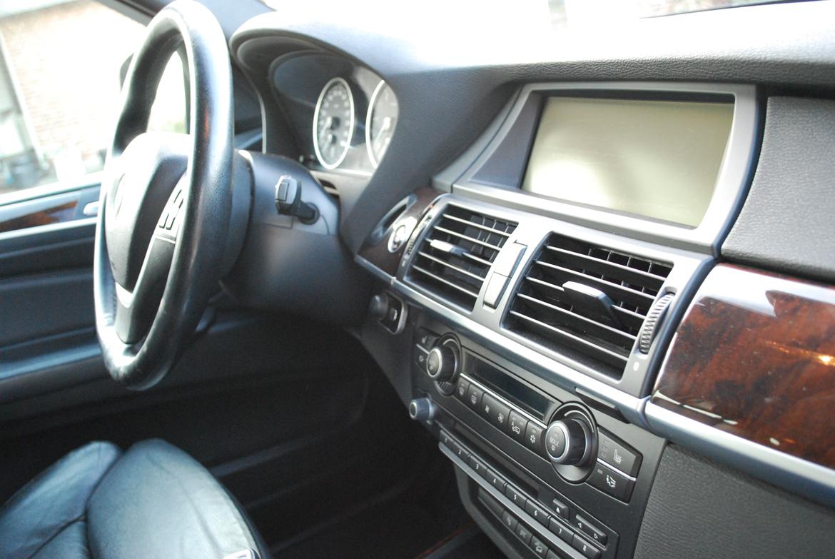 BMW E70 X5 3,0sd - SOLGT billede 20