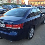 Hyundai Sonata 3.3 V6