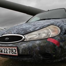 Ford Mondeo(Mona)