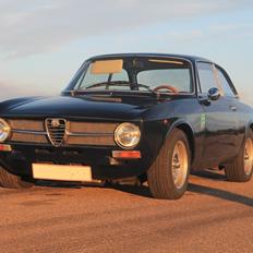 Alfa Romeo GT 1600 Junior Bertone (GTV)