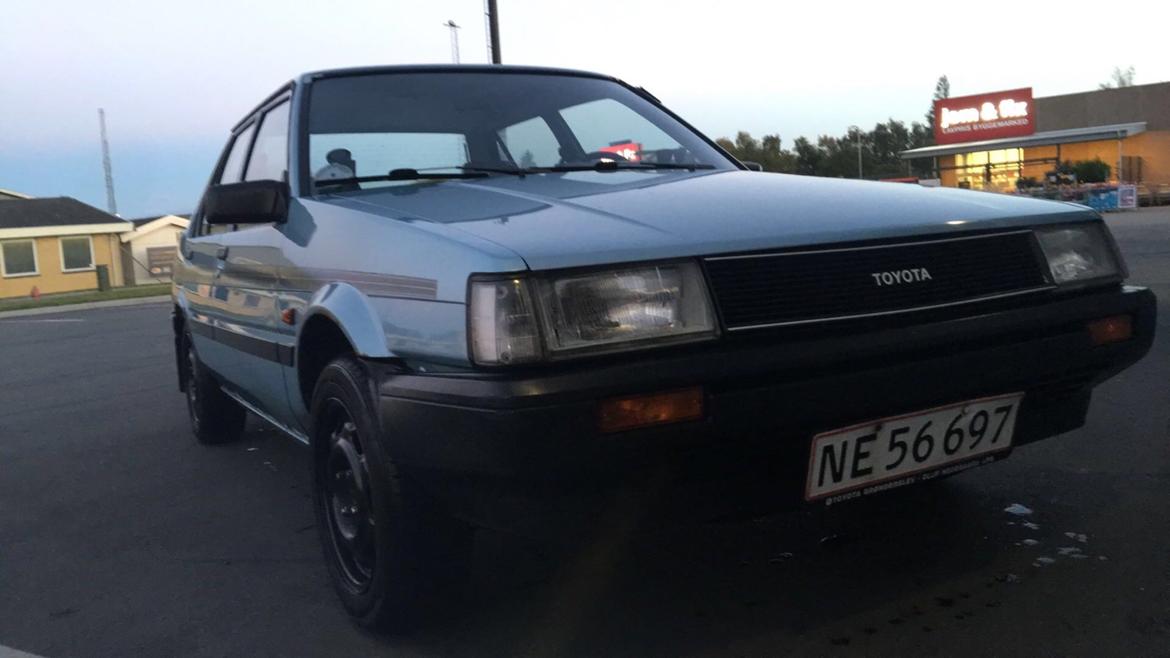 Toyota Corolla e80 billede 1