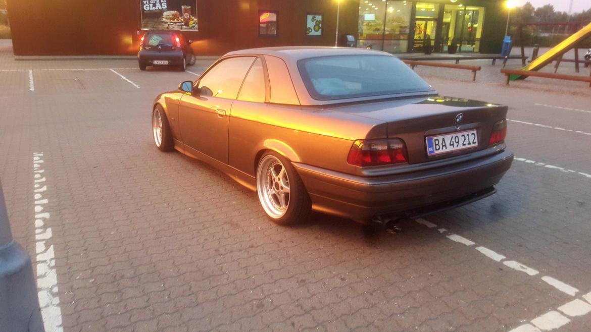 BMW E36  cap. 325i ombygget til e46 front billede 13