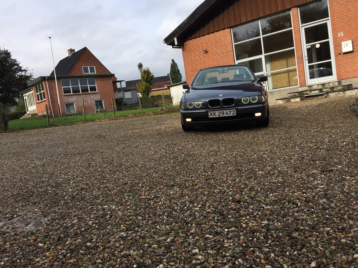 BMW E39 528ia ( SOLGT ) billede 5