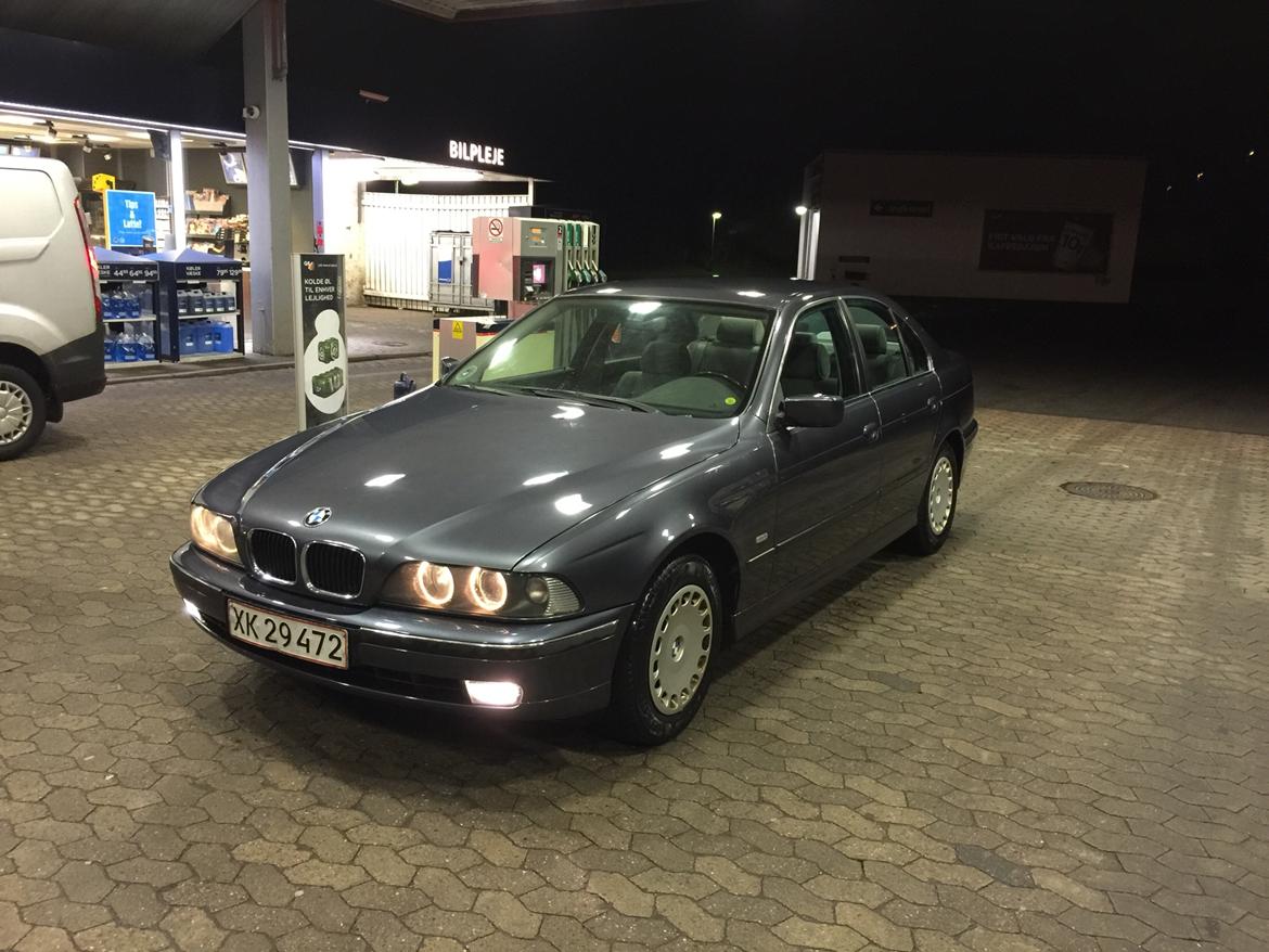 BMW E39 528ia ( SOLGT ) billede 18