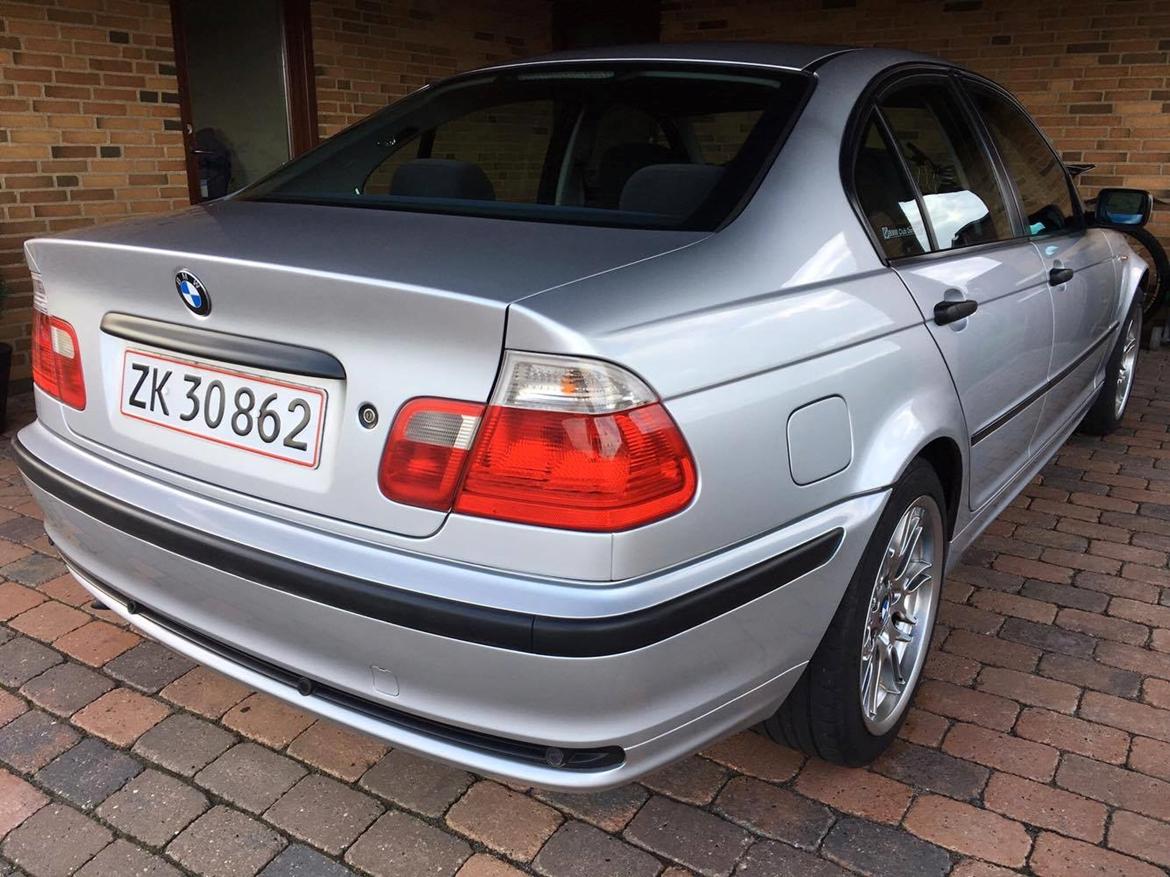 BMW 320D billede 2