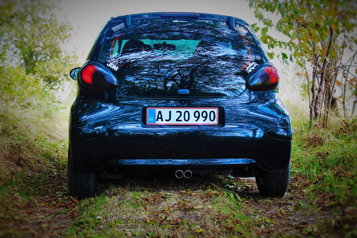 Toyota Aygo totalt skadet  billede 2