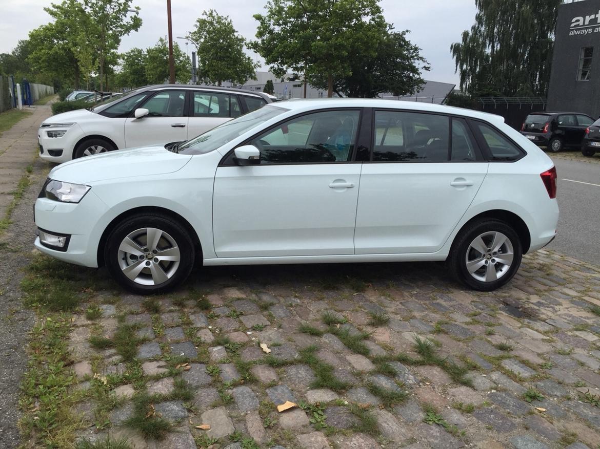 Skoda Rapid spaceback style billede 2