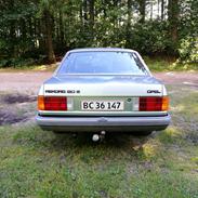 Opel Rekord E2