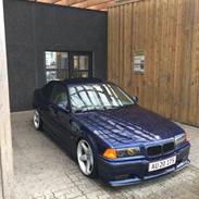 BMW e36 325i Coupe