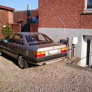 Audi 100 (44, 44Q, C3)