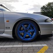 Nissan Skyline R33 GTR