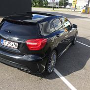 Mercedes Benz A45 AMG