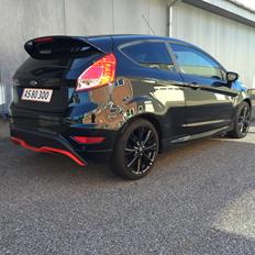 Ford Fiesta 1.0 Ecoboost Black Edition