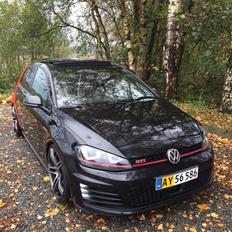 VW Golf 7 GTI performance