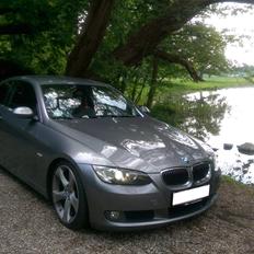 BMW coupé (E92) 330 i 272 HK