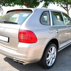 Porsche Cayenne Turbo