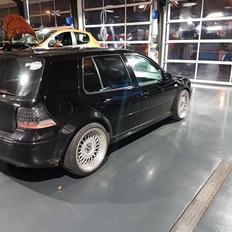 VW GOlF IV 