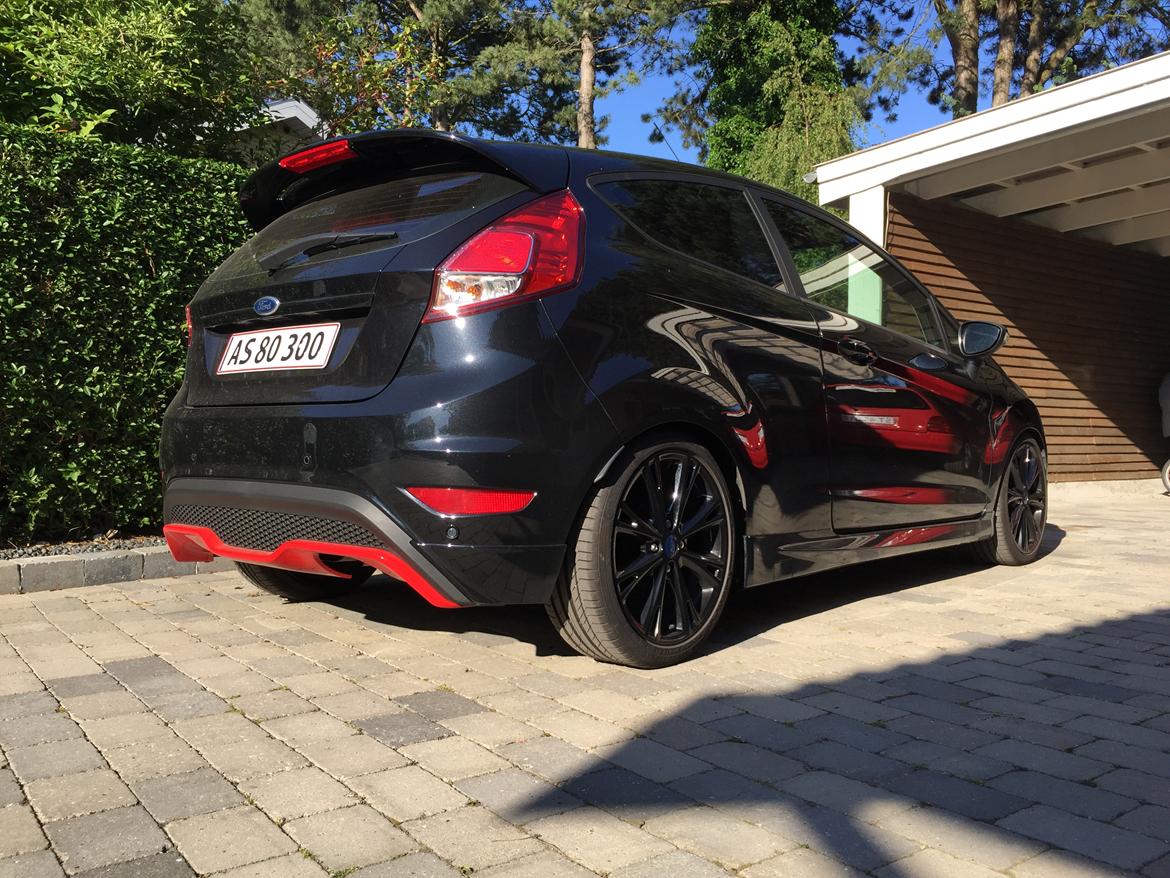 Ford Fiesta 1.0 Ecoboost Black Edition billede 2