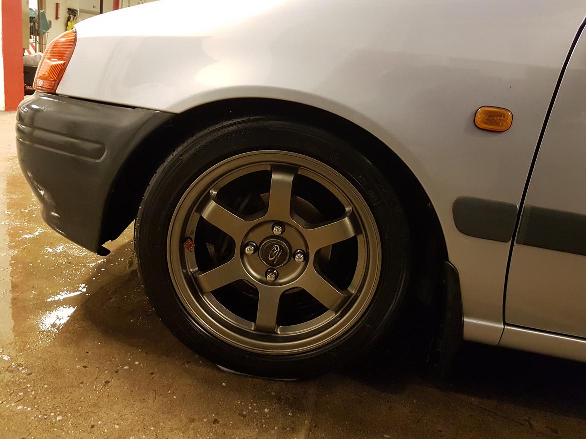 Toyota starlet billede 3