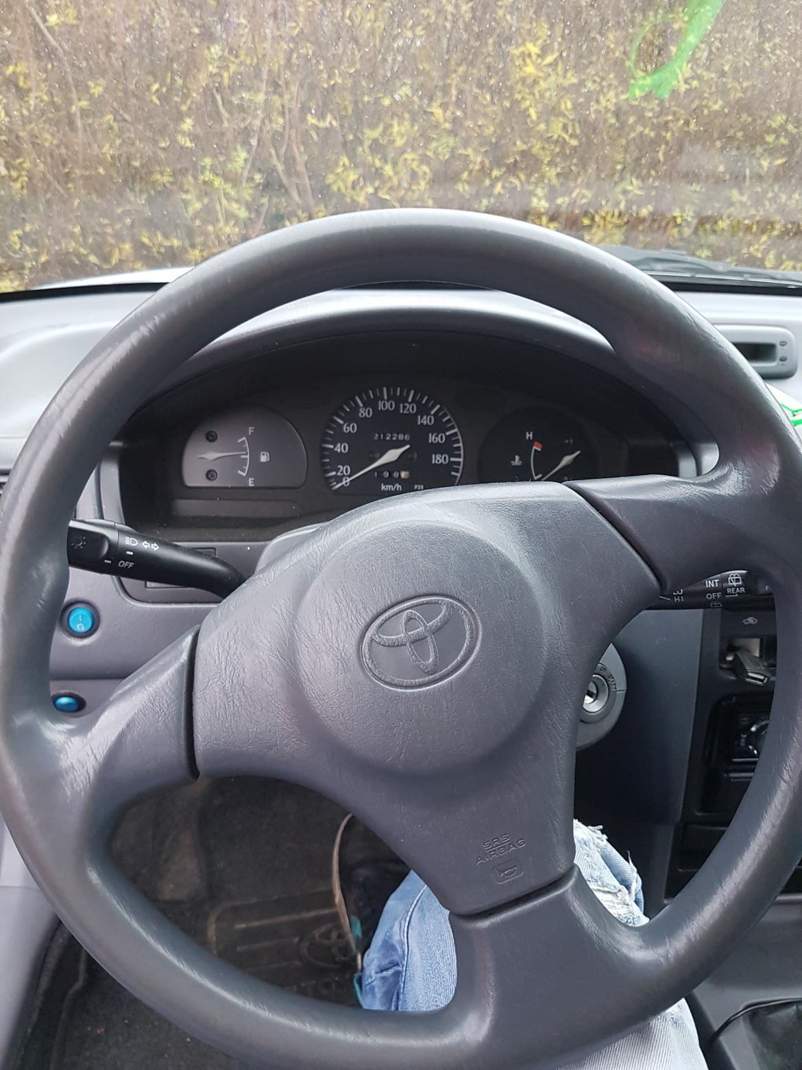 Toyota starlet billede 6